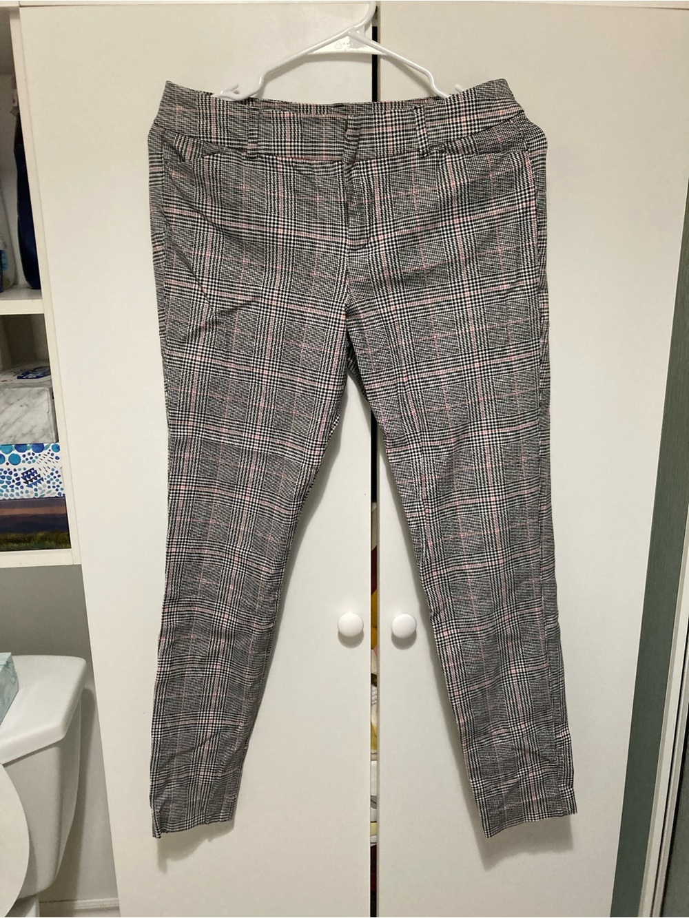 Women’s Gray Plaid Slim Dress Pants